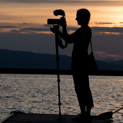 18-Meg-Simone-W_0008_Background copy 6